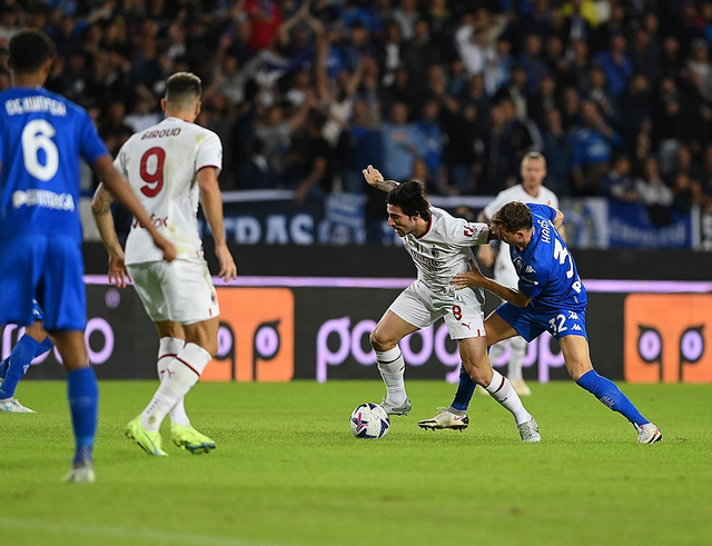 精彩瞬间!伤停补时绝杀,引爆全场(连胜文返台后发出大胆言论) 精彩瞬间!伤停补时绝杀,引爆全场(连胜文返台后发出大胆言论)