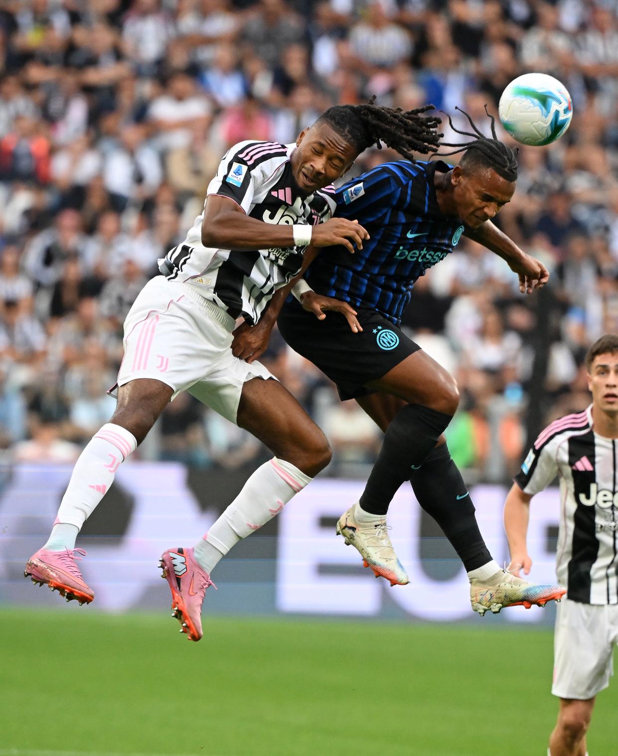 尤文图斯力克拉齐奥意甲强者再夺冠(尤文图斯vs拉齐奥比赛预测) 尤文图斯力克拉齐奥意甲强者再夺冠(尤文图斯vs拉齐奥比赛预测)